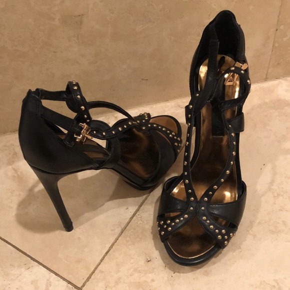 BCBG runway heels - Picture 1 of 5